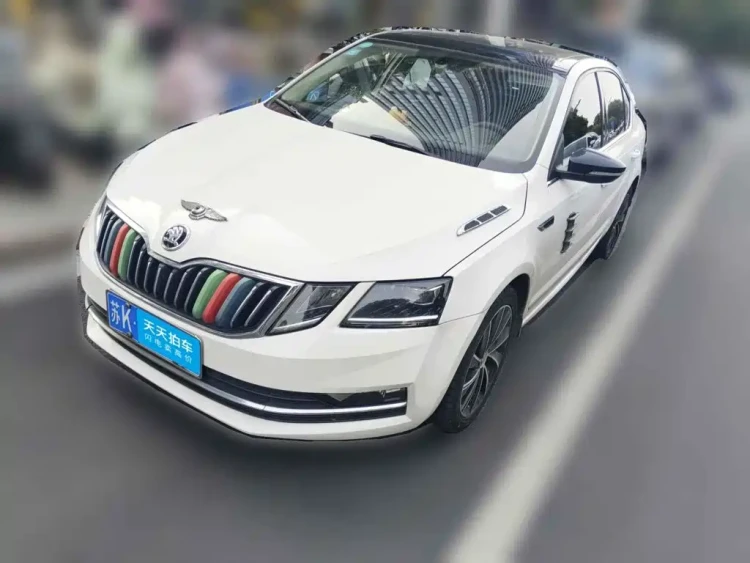Škoda Octavia 2019 TSI280 DSG Smart Luxury Edition China V