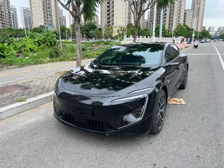 Avatr 12 2023 Model 700 Triple Laser RWD Luxury Edition
