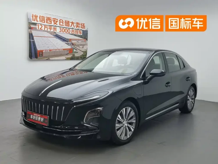 Hongqi E-QM5 2022 431km Charging Enjoyment Edition