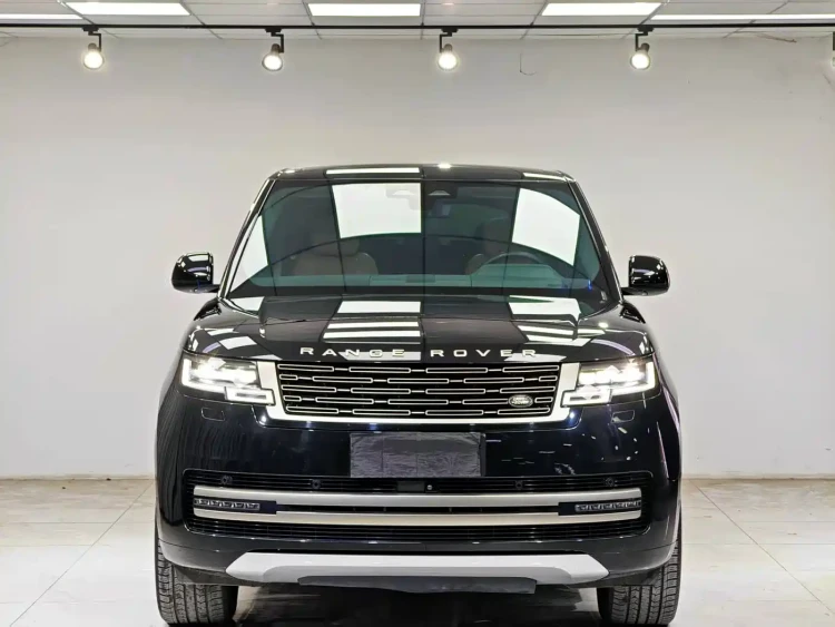 Land Rover Range Rover 2023 3.0 L6 360PS Golden Age Edition