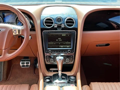 Bentley Flying Spur - 85000 км