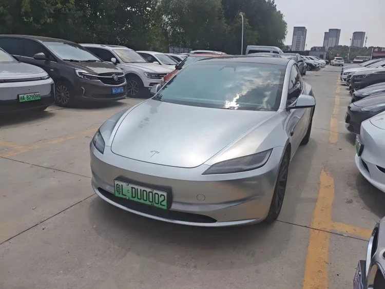 Tesla Model 3 2023 Rear-Wheel Drive