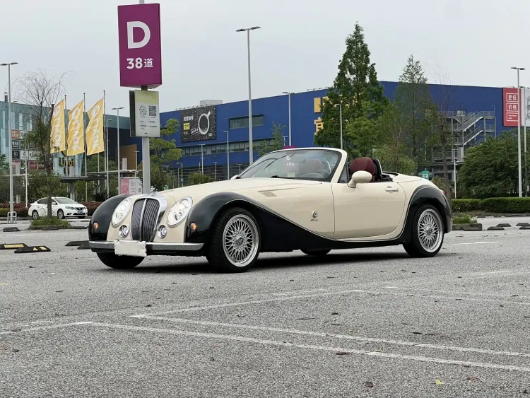 Mitsuoka Queen 2010 Model 2.0L Premium