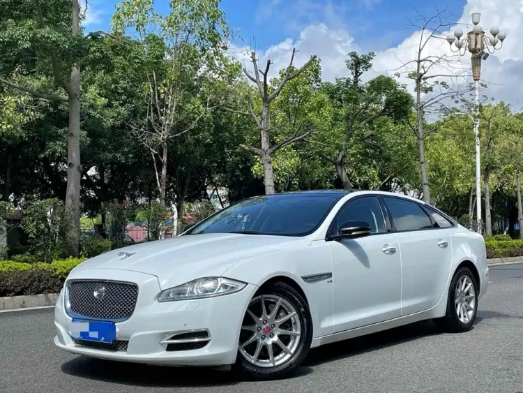 Jaguar XJ 2014 XJL 3.0 SC 2WD Panoramic Business Edition