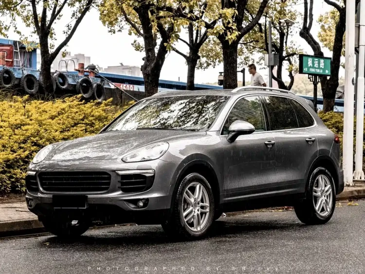 Porsche Cayenne 2016 Cayenne 3.0T
