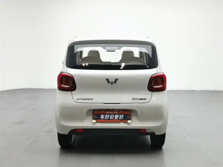 Wuling Motors Hongguang MINIEV 2025 4-Door Advanced