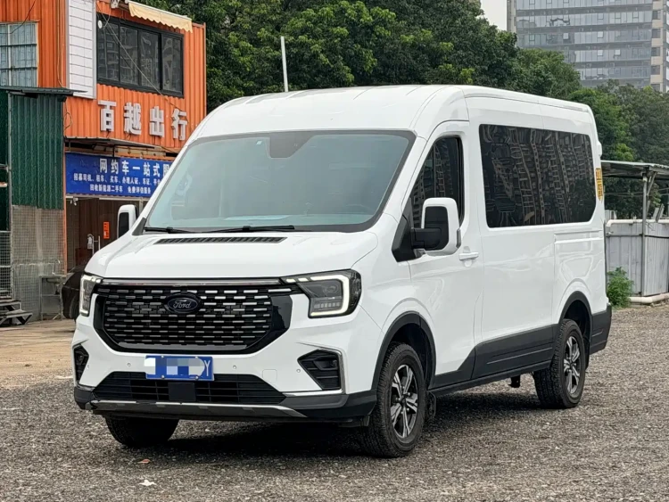 Ford Transit T8 2024 T8 2.3T Diesel Automatic Medium Wheelbase Medium Roof 9-Seat Business Travel Version (2/2/2/3 seating)