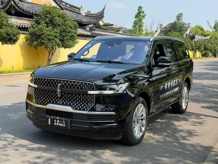 Lincoln Navigator 2025 3.5T President Edition