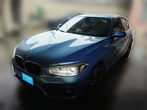 BMW 1 Series (Import) 2018 118i Sport Design Package