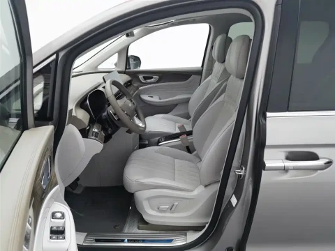 Roewe iMAX8 2023 Model 400TGI Ultimate Enjoyment Edition