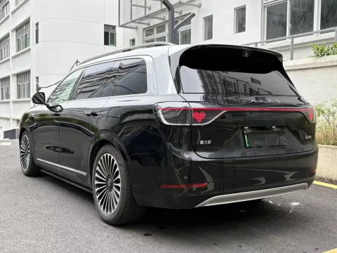 AITO Wenjie AITO M9 2025 Extended Range Ultra 52kWh 6-Seater