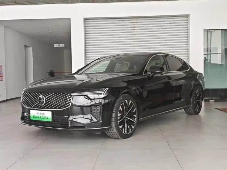 Volvo S90 Plug-in Hybrid 2026 Plug-in Hybrid AWD Long Range Elegance Luxury