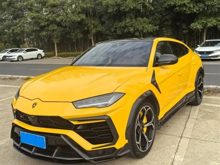 Lamborghini Urus 2021 4.0T V8