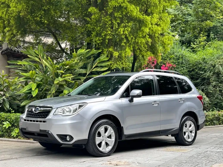 Subaru Forester 2013 2.5i Automatic Luxury Edition