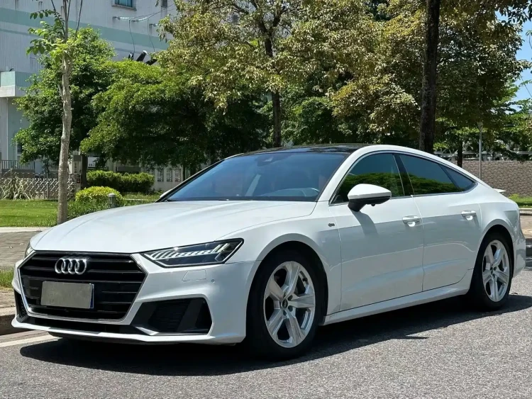 Audi A7 2021 40 TFSI Luxury