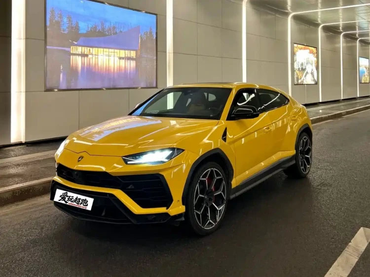 Lamborghini Urus 2018 4.0T V8