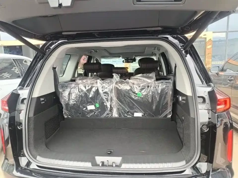 Exeed Landmark 2026 Model 400T Two-Wheel Drive Starlight Edition 7-Seater