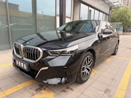BMW i5 2024 eDrive 35L Luxury Package