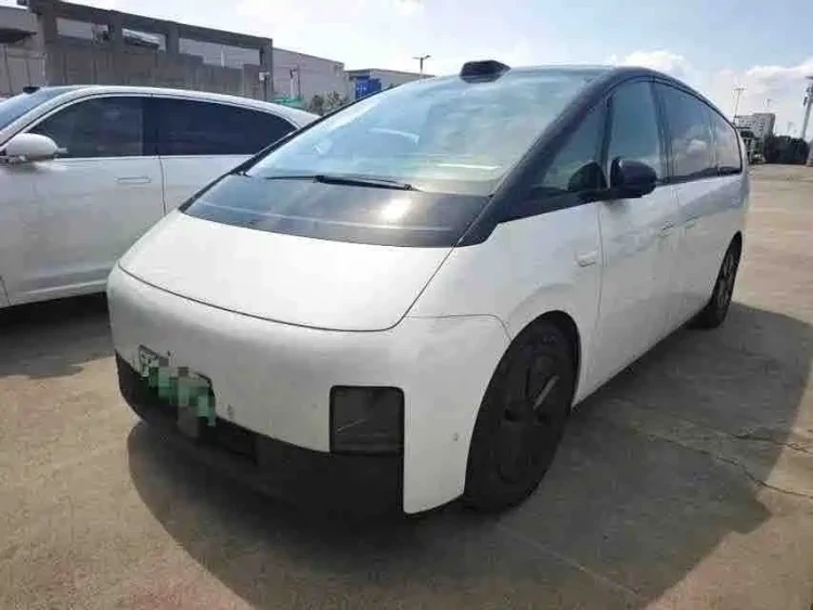 Li Auto MEGA 2024 Ultra