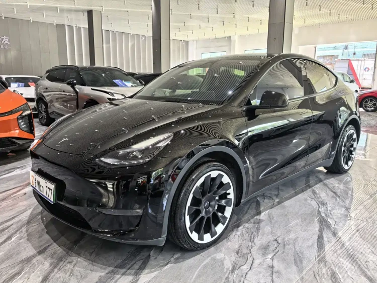 Tesla Model Y 2023 Long Range All-Wheel Drive Edition