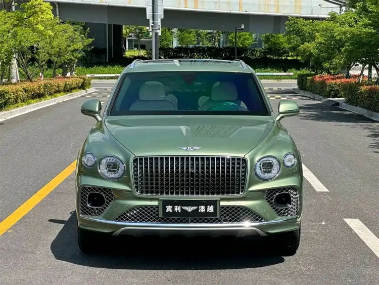 Bentley Bentayga 2023 4.0T V8 Long Wheelbase Elegance Edition