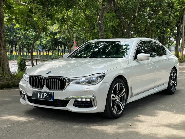BMW 7 Series 2018 740Li xDrive Premium Type M Sport Package