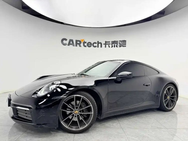 Porsche 911 2023 Carrera 3.0T