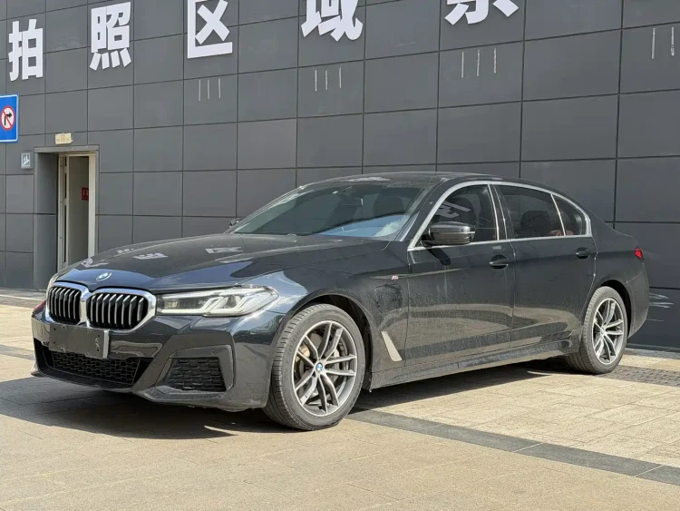 BMW 5 Series New Energy 2021 535Le M Sport Package