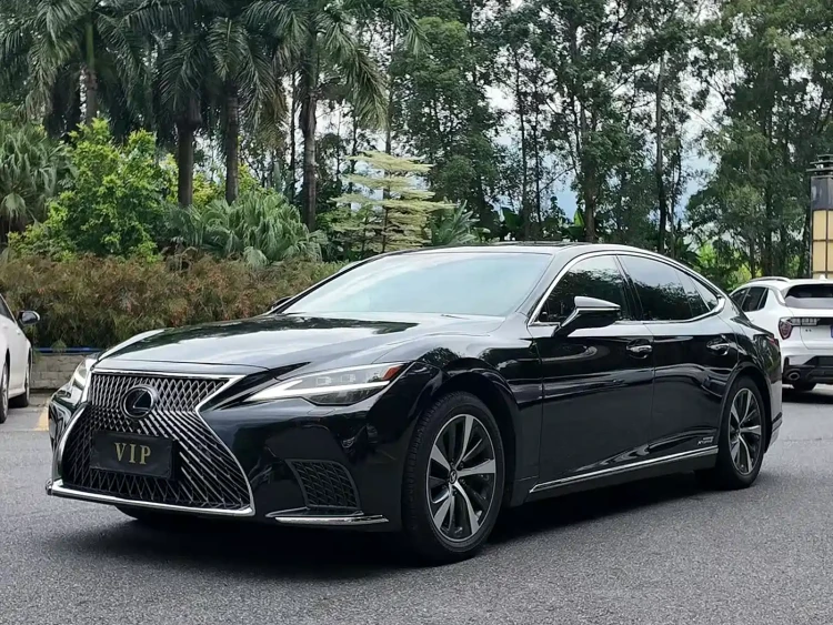 Lexus LS 2021 500h Excellence Edition