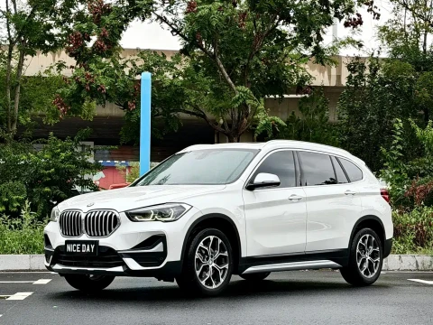 BMW X1 2022 sDrive20Li Premium