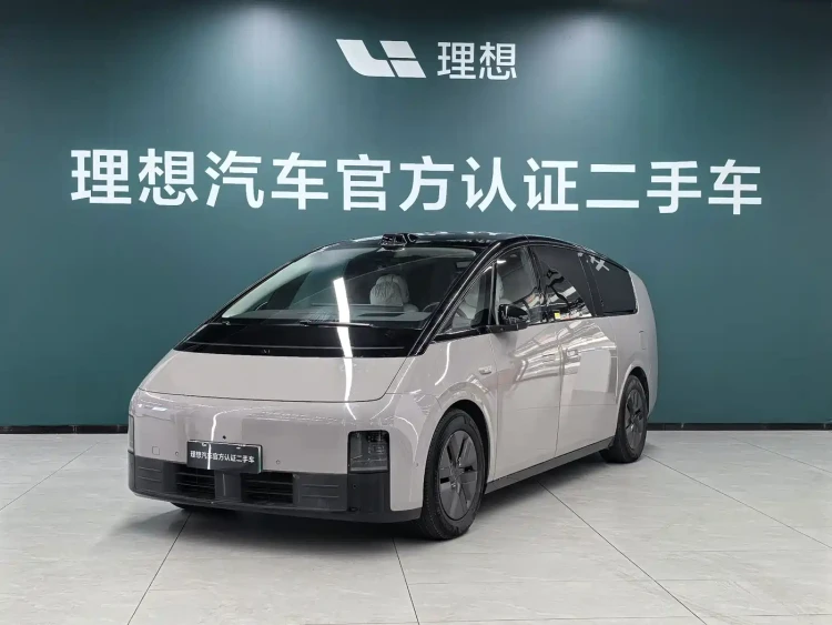 Li Auto MEGA 2024 Ultra