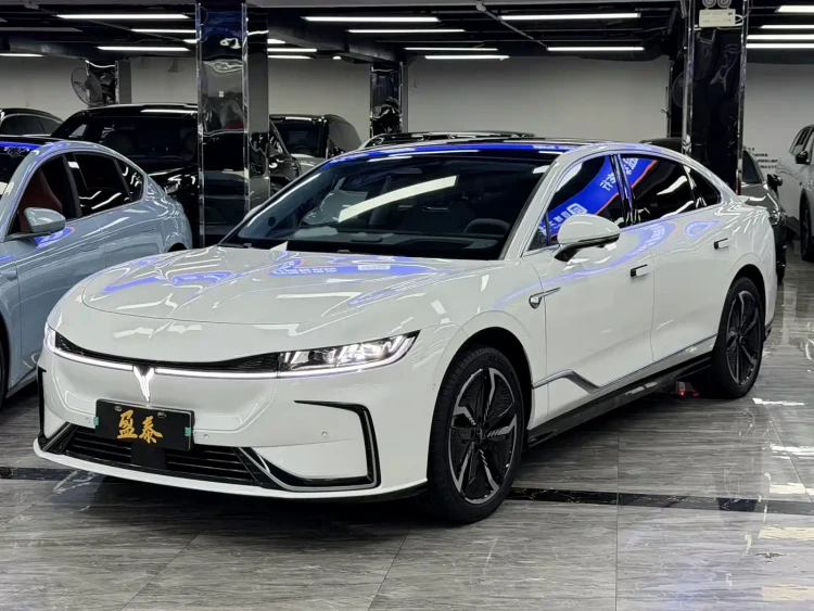 Voyah Auto VOYAH Zhuiguang 2023 4WD Standard Edition