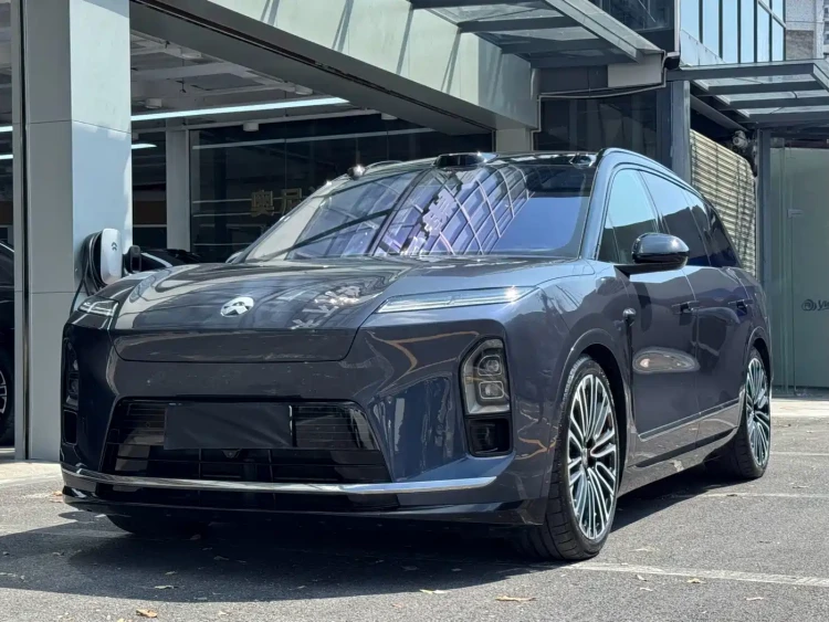 NIO ES8 2025 Base Model