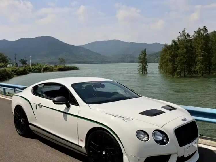 Bentley Continental 2015 4.0T GT3-R