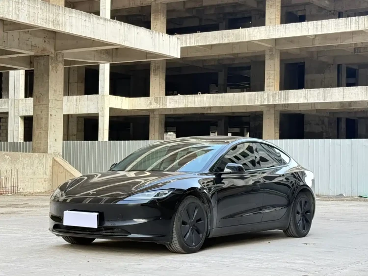 Tesla Model 3 2023 Rear-Wheel Drive