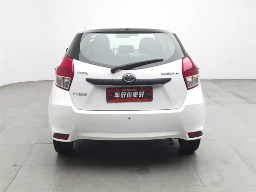 Toyota YARiS L Zhi Xuan 2013.11 53000 км