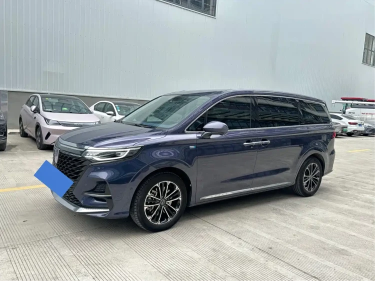 Roewe iMAX8 2022 400TGI Ultimate Edition