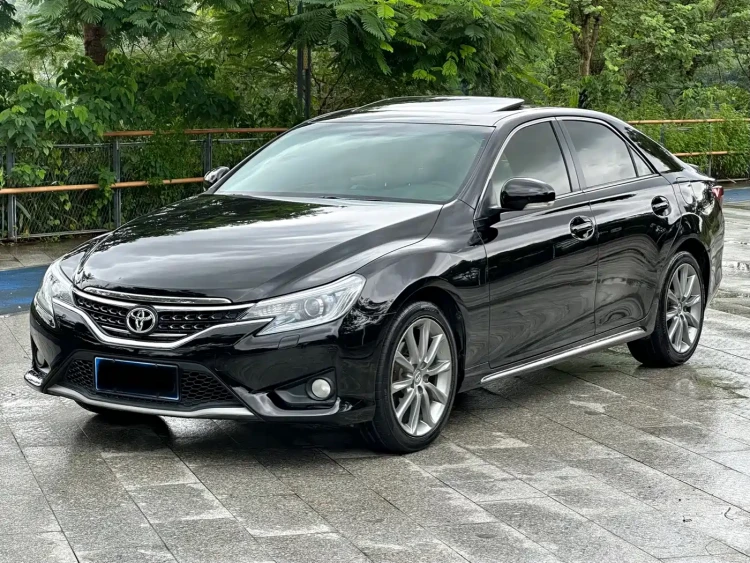 Toyota Reiz 2013 2.5V Premium Edition