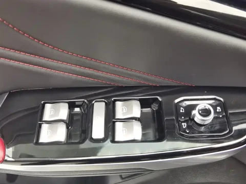 WEY VV5 2017.08 123800 км