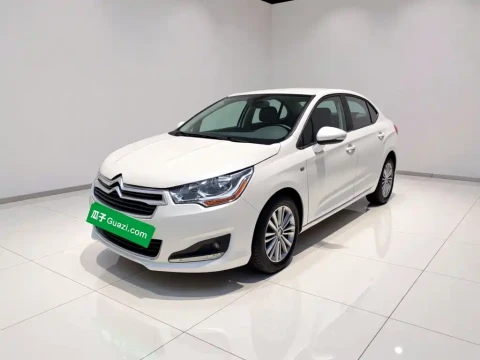 Citroën C4L 2014 1.8L Smart Drive Automatic Sport