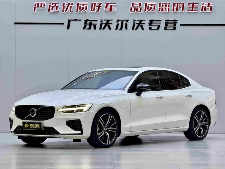 Volvo S60 Plug-in Hybrid 2021 T8 Twin Engine AWD R-Design Sport Edition