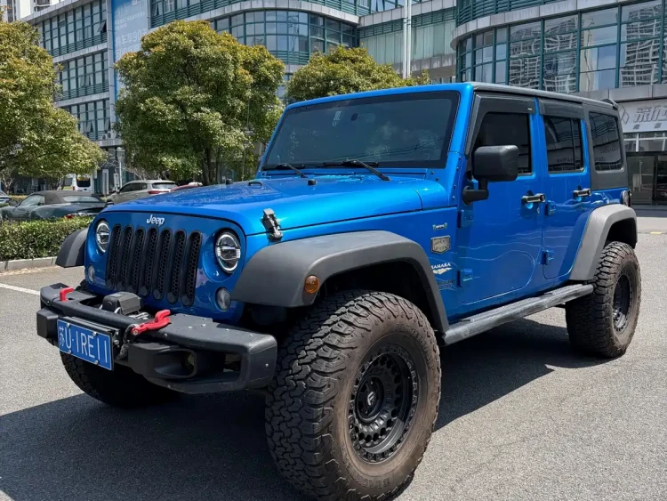 Jeep Wrangler 2015 3.0L Sahara 4-Door