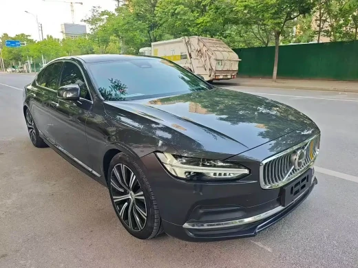 Volvo S90 2023 B5 Intelligent Vision Luxury Edition