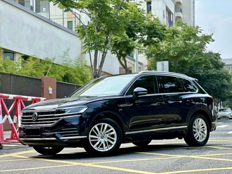Volkswagen Touareg 2021 2.0TSI R-Line