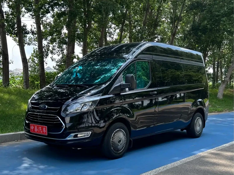 Ford Transit 2021 Model 2.0T Gasoline Auto Premium Operating Business Travel Medium Wheelbase Medium Roof 7-Seater China VI