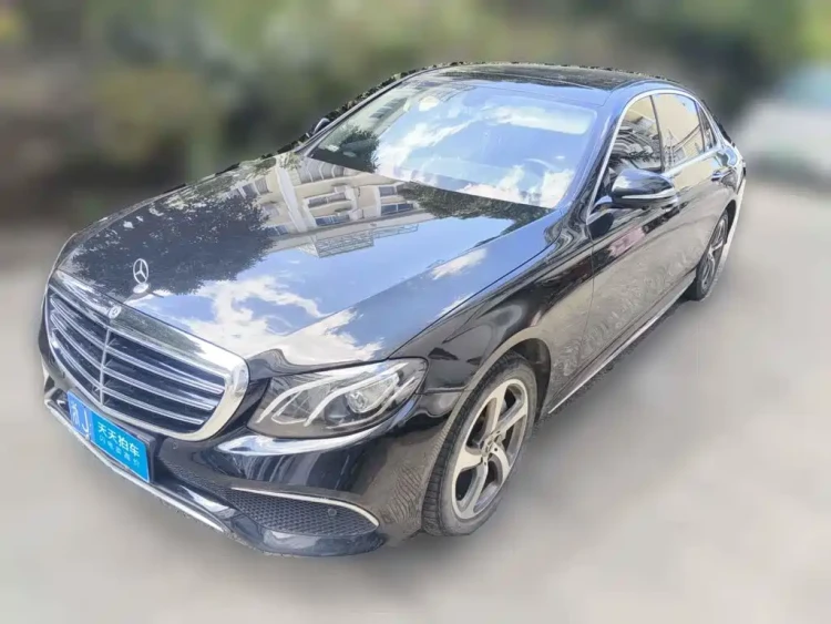 Mercedes-Benz E-Class 2019 E 300 L Fashion
