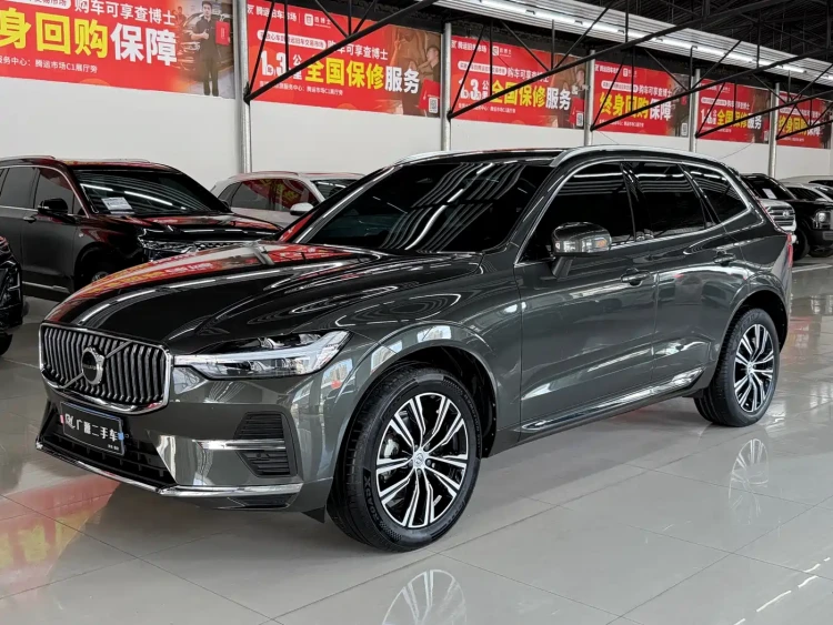 Volvo XC60 2022 B5 AWD Inscription