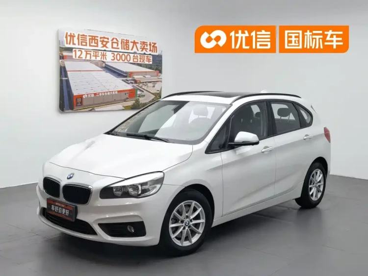 BMW 2 Series Touring 2016 218i Fashion Model