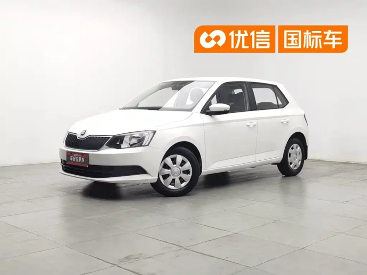 Škoda Fabia 2015 1.4L Automatic Advance Edition