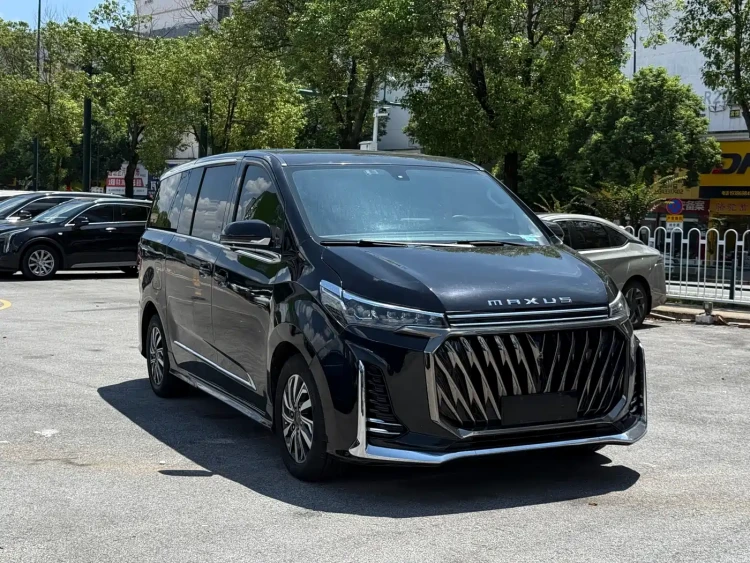 SAIC Maxus Maxus G20 2023 Facelift PLUS 2.0T Diesel Automatic Luxury Edition